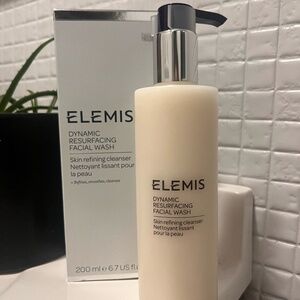 DYNAMIC RESURFACING FACIAL WASH | ELEMIS